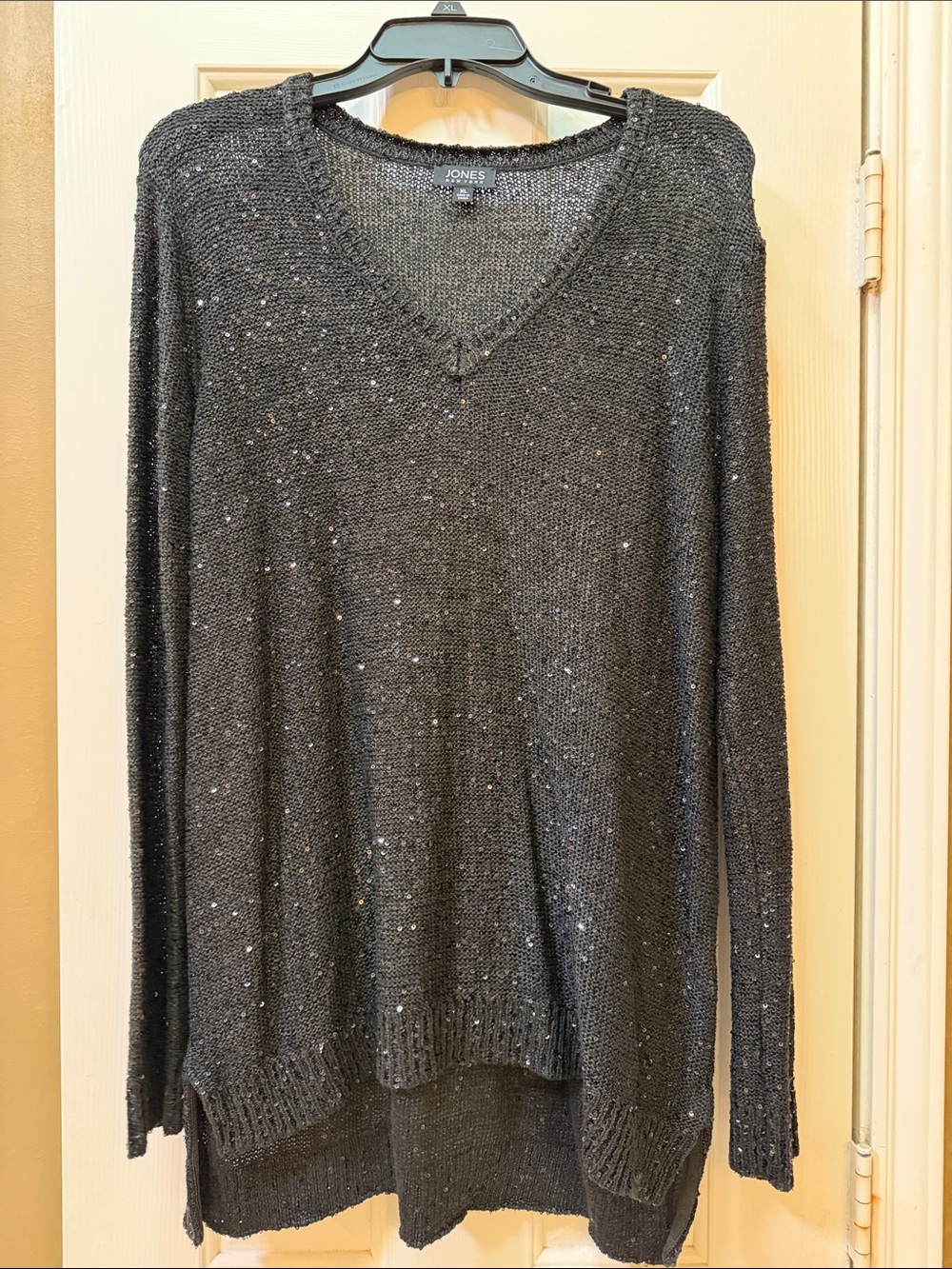 Jones New York Charcoal Black V-Neck Sequin Knit Sweater